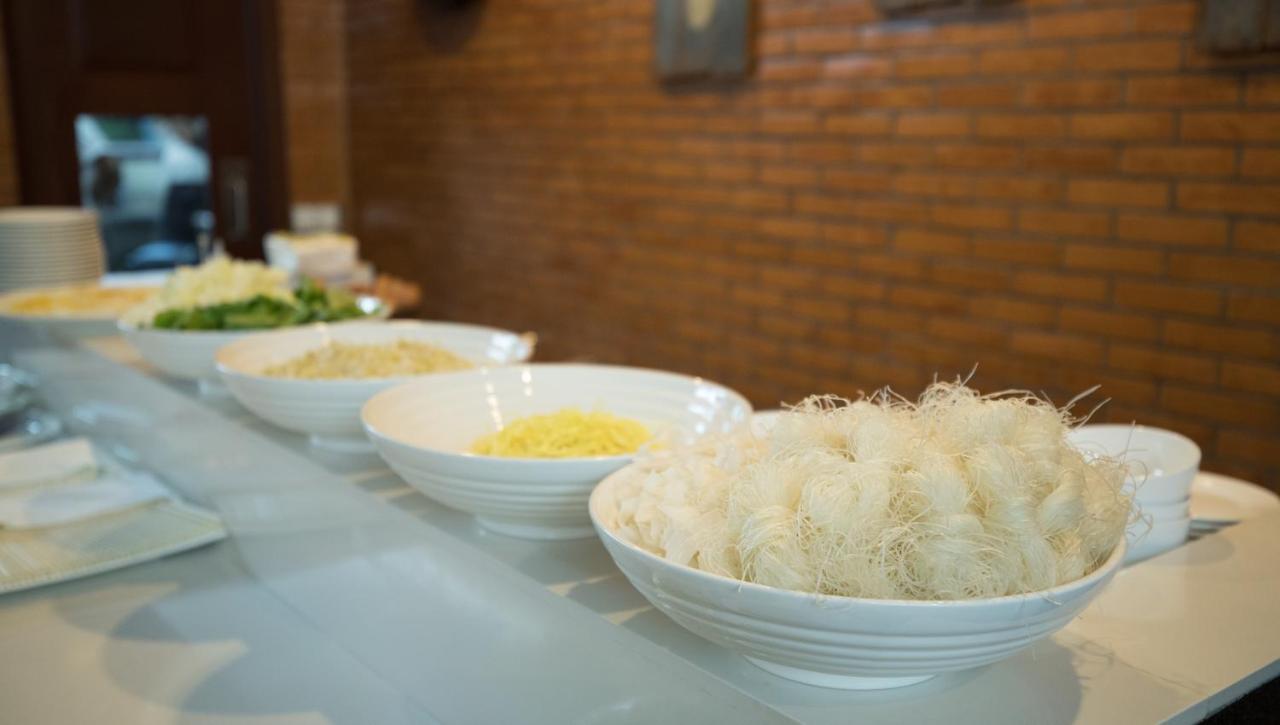 Hotel De La Renaissance Sziemreap Kültér fotó