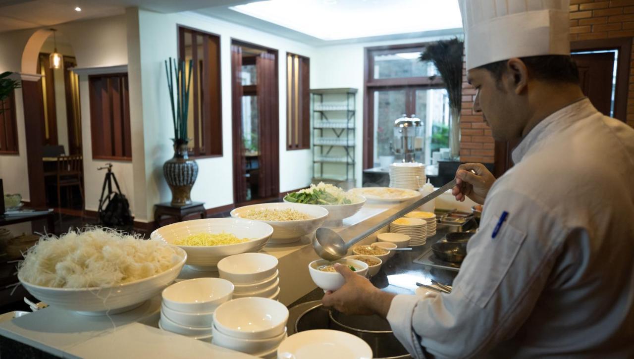 Hotel De La Renaissance Sziemreap Kültér fotó