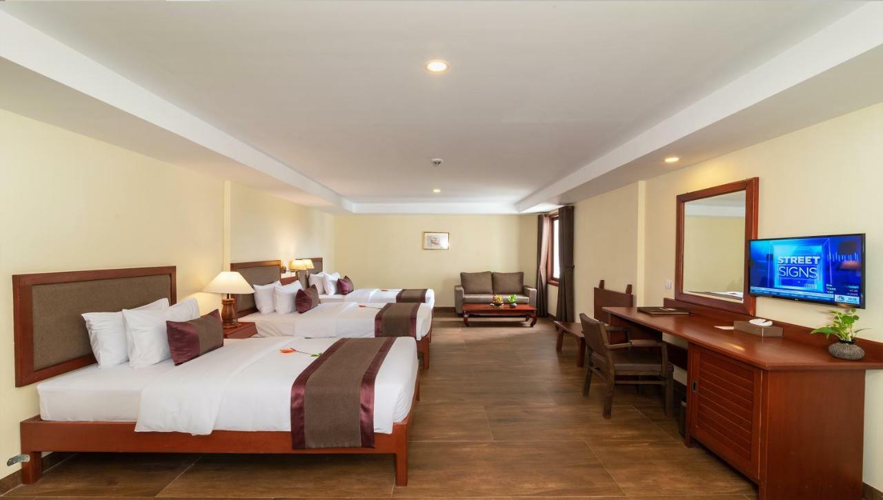 Hotel De La Renaissance Sziemreap Kültér fotó