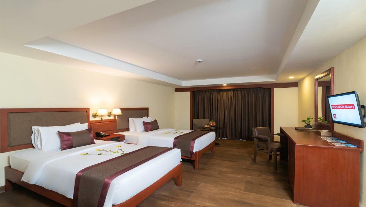 Hotel De La Renaissance Sziemreap Kültér fotó